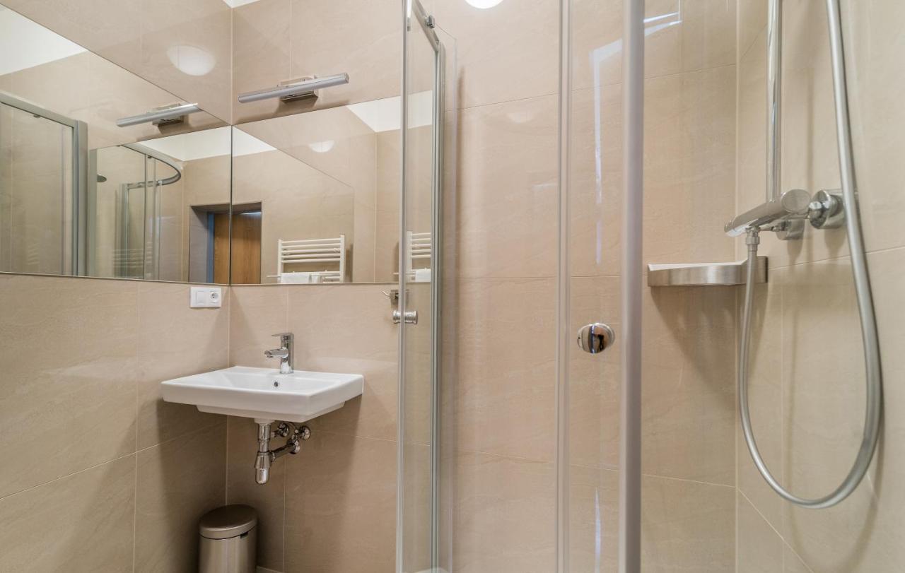 Apartment Modern Fully Equipped With Parking Zavadilka 2620 Ceske Budejovice
