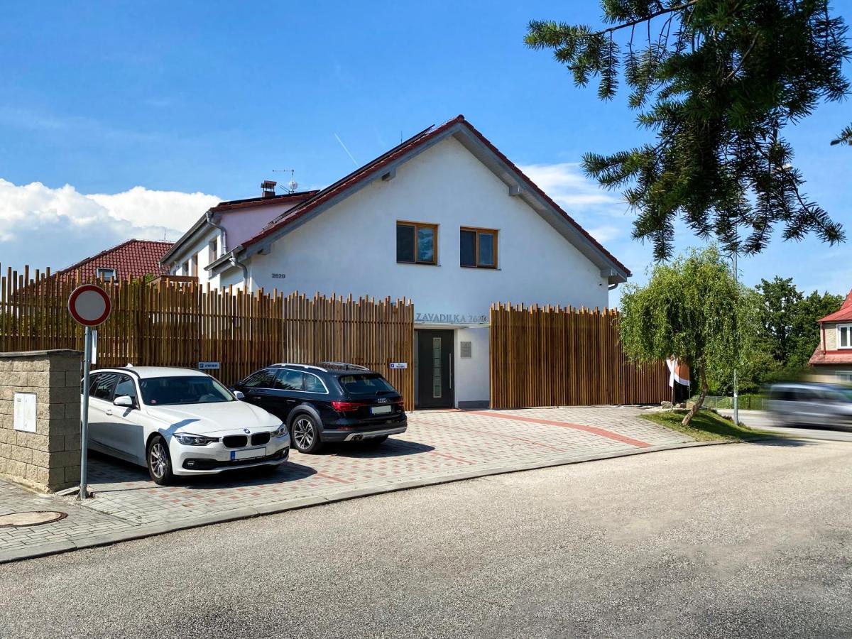 Modern Fully Equipped With Parking Zavadilka 2620 *